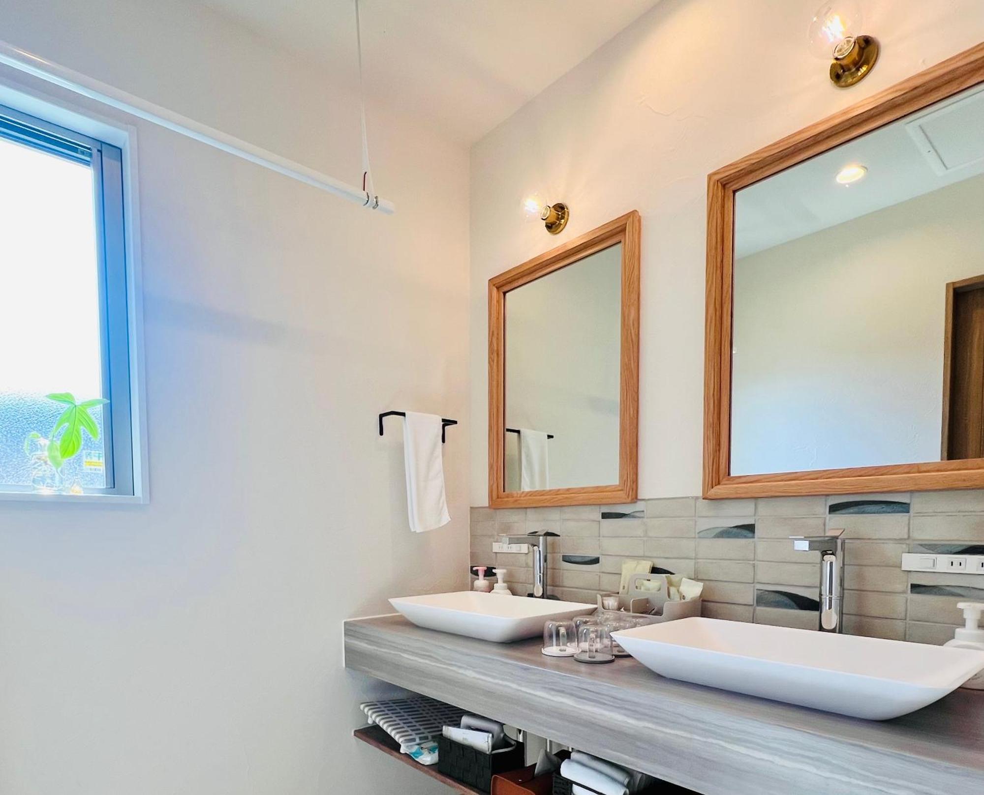 星降る夜と天然木の香りに包まれる新築癒しの隠れ家ishigaki Villa En えん Ngoại thất bức ảnh